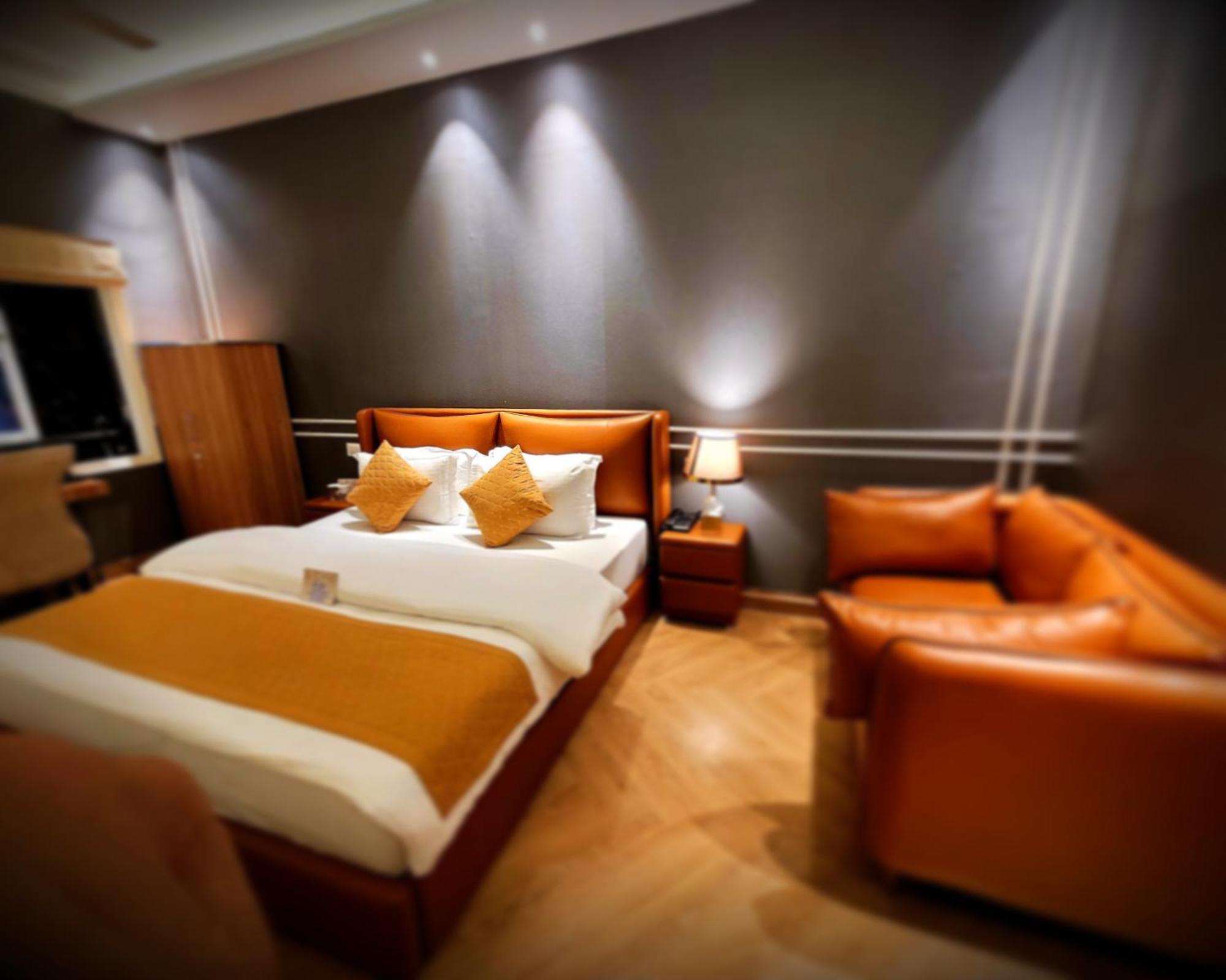 Victorian Elegance Luxury Stays Amritsar Bagian luar foto
