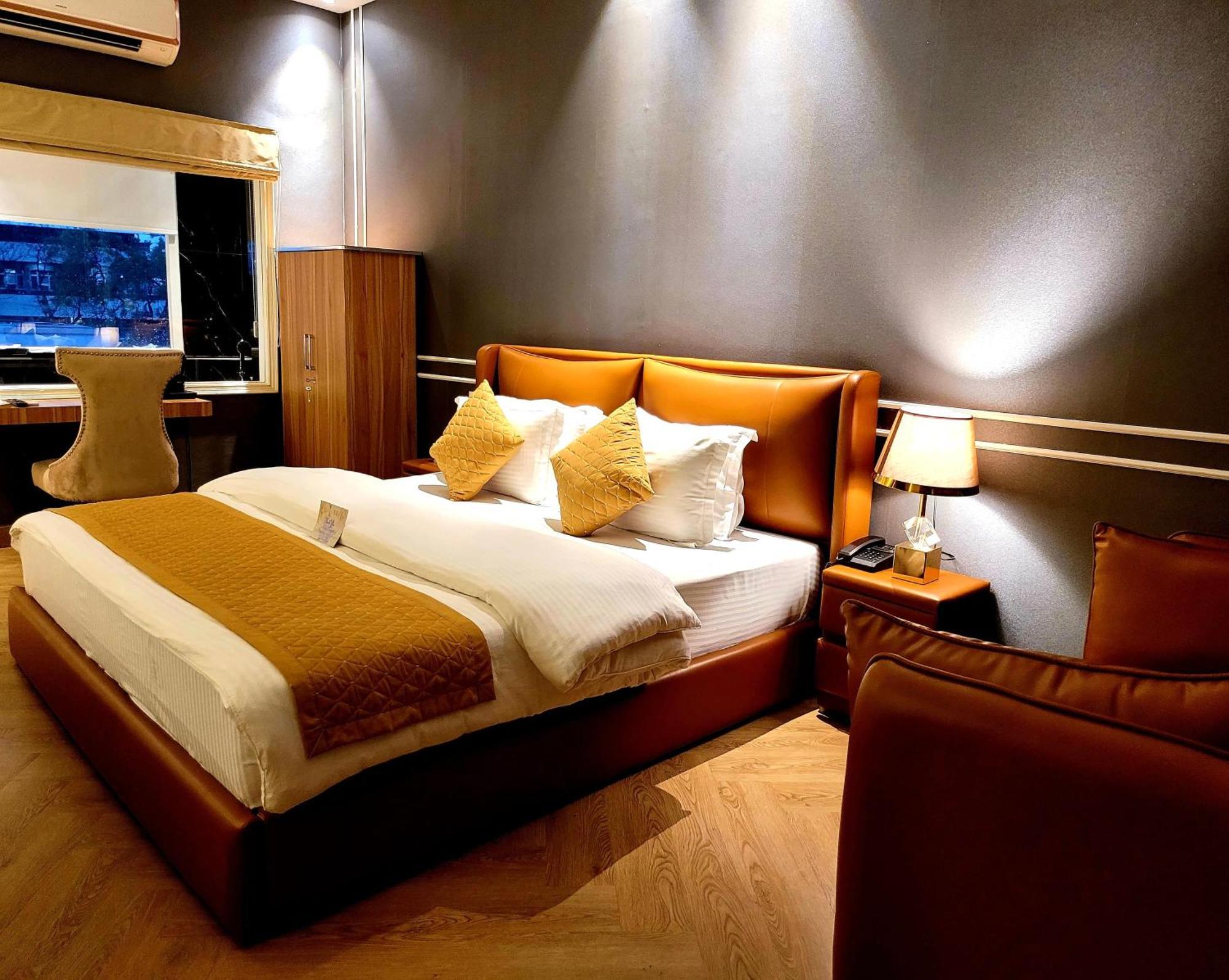 Victorian Elegance Luxury Stays Amritsar Bagian luar foto