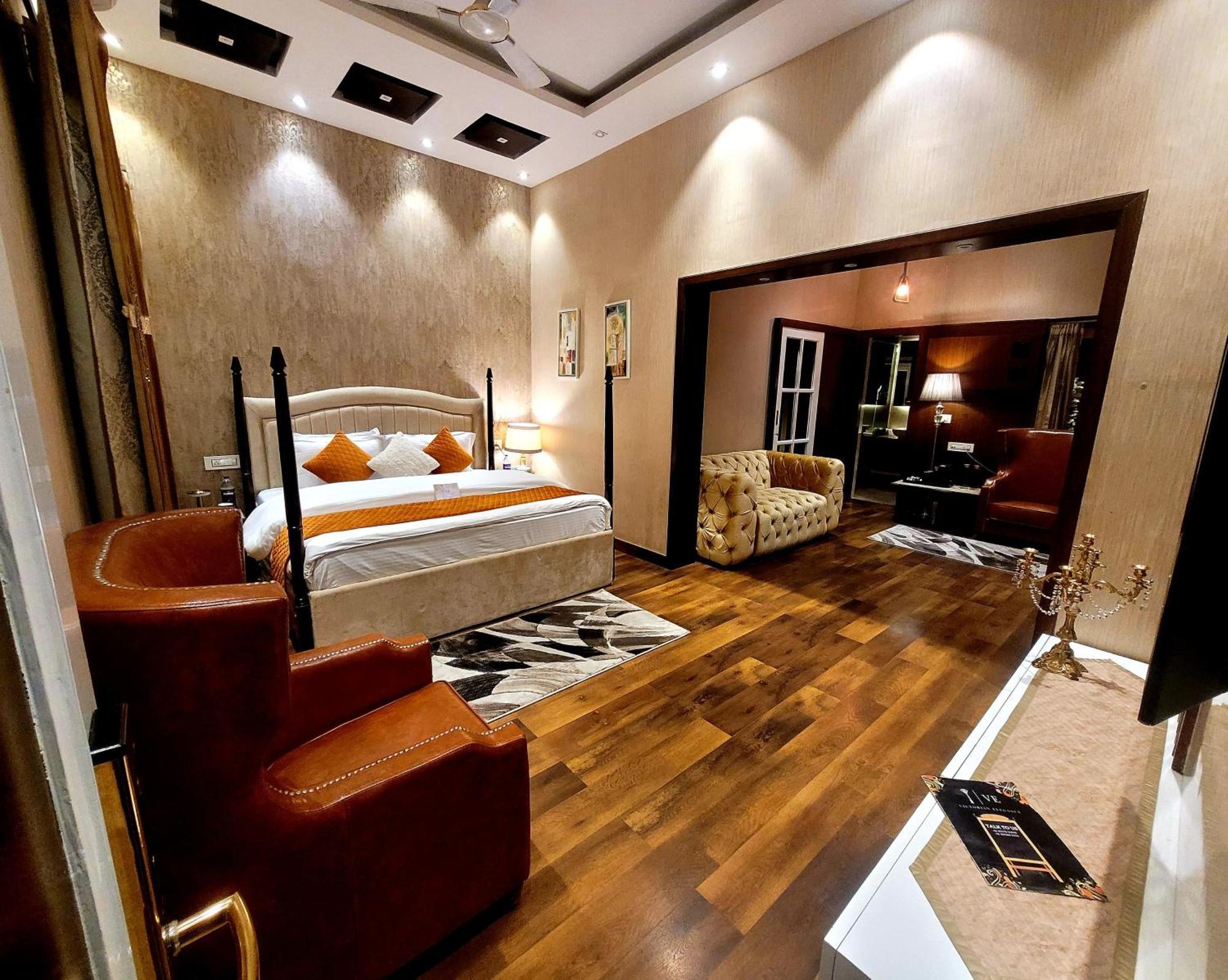 Victorian Elegance Luxury Stays Amritsar Bagian luar foto